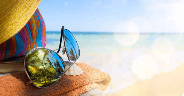 Bật mí 10+ mẫu kính đi biển được nhiều người yêu thích nhất