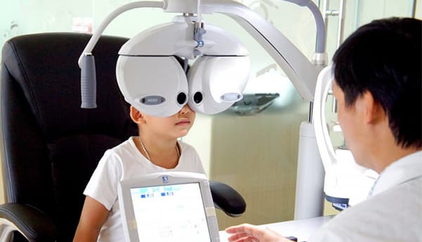 Vẫn có cách để hạn chế ảnh hưởng của chứng rung giật nhãn cầu bẩm sinh