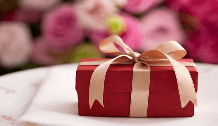 Top 10 món quà sinh nhật cho nữ ý nghĩa nhất