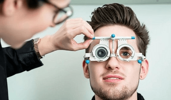 Các độ cận của mắt và phương pháp điều chỉnh phù hợp